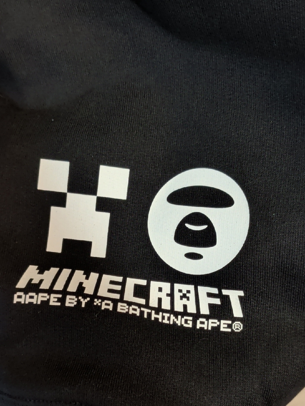 New AAPE X Minecraft Camo Black Sweatshirt - Picture 11 of 12